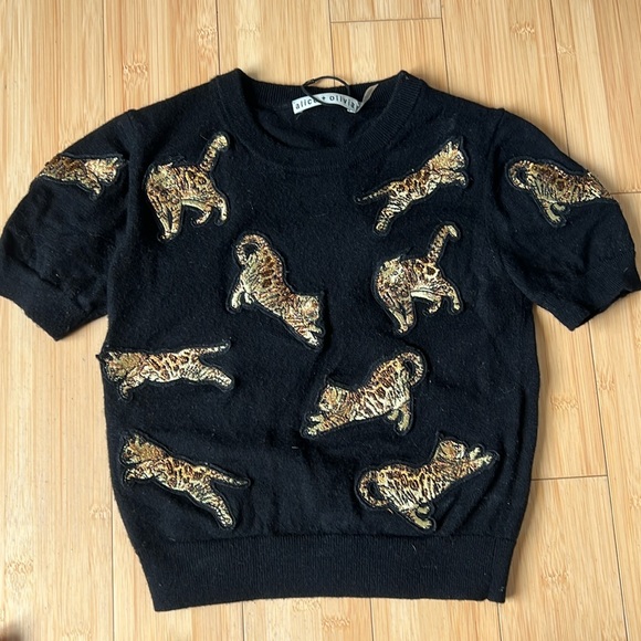 Alice and Olivia sweater - Picture 1 of 2